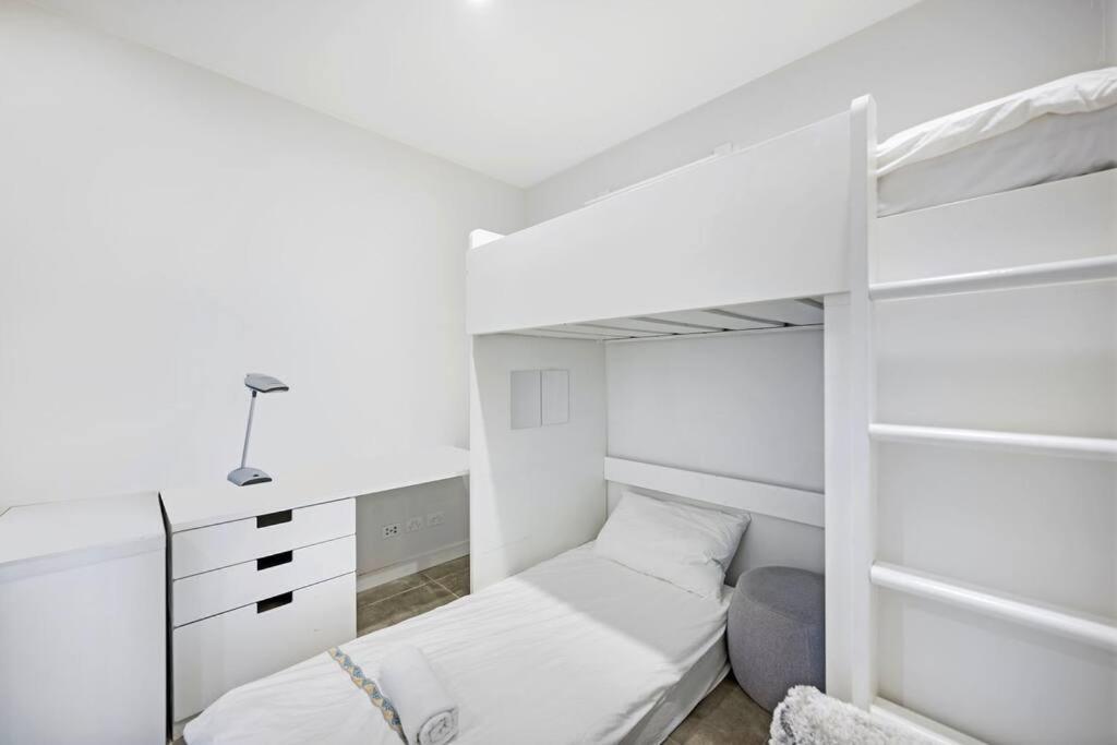 Convenient 3Br Close To Airport & Mascot Station Cité de Cité de Sydney Extérieur photo